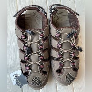 Eddie Bauer Brown Blakley Sport Sandal 
Women's Size 7 NEW with tags